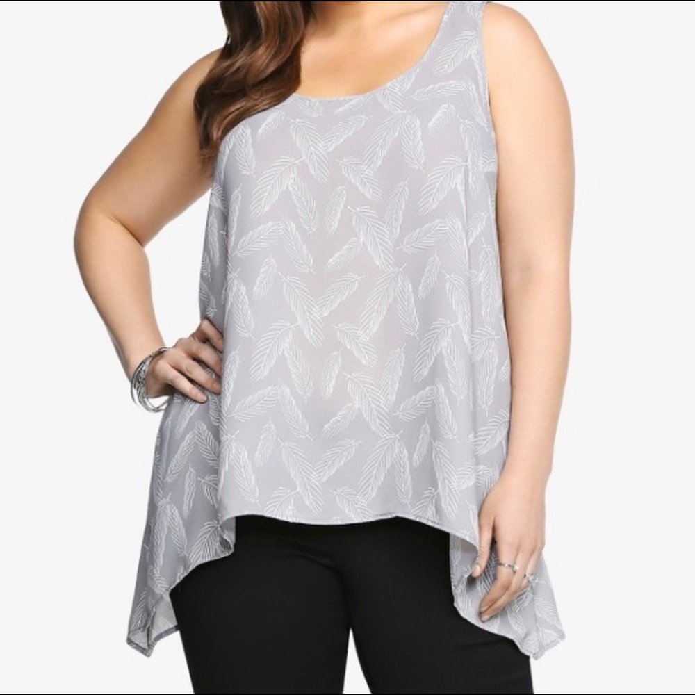 NWT Gray Feather Sharkbite Tank Top